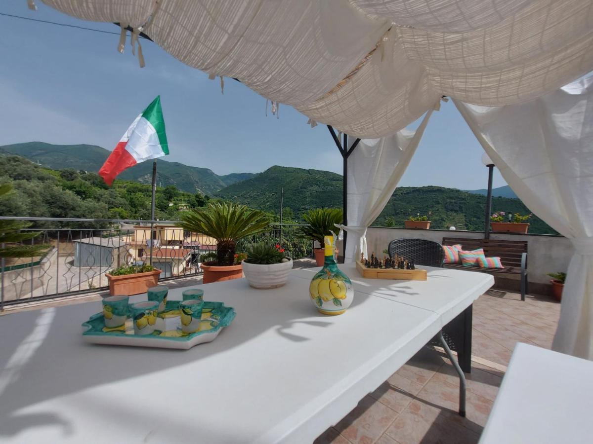 B&B L'Abbraccio Casola di Napoli Exterior foto